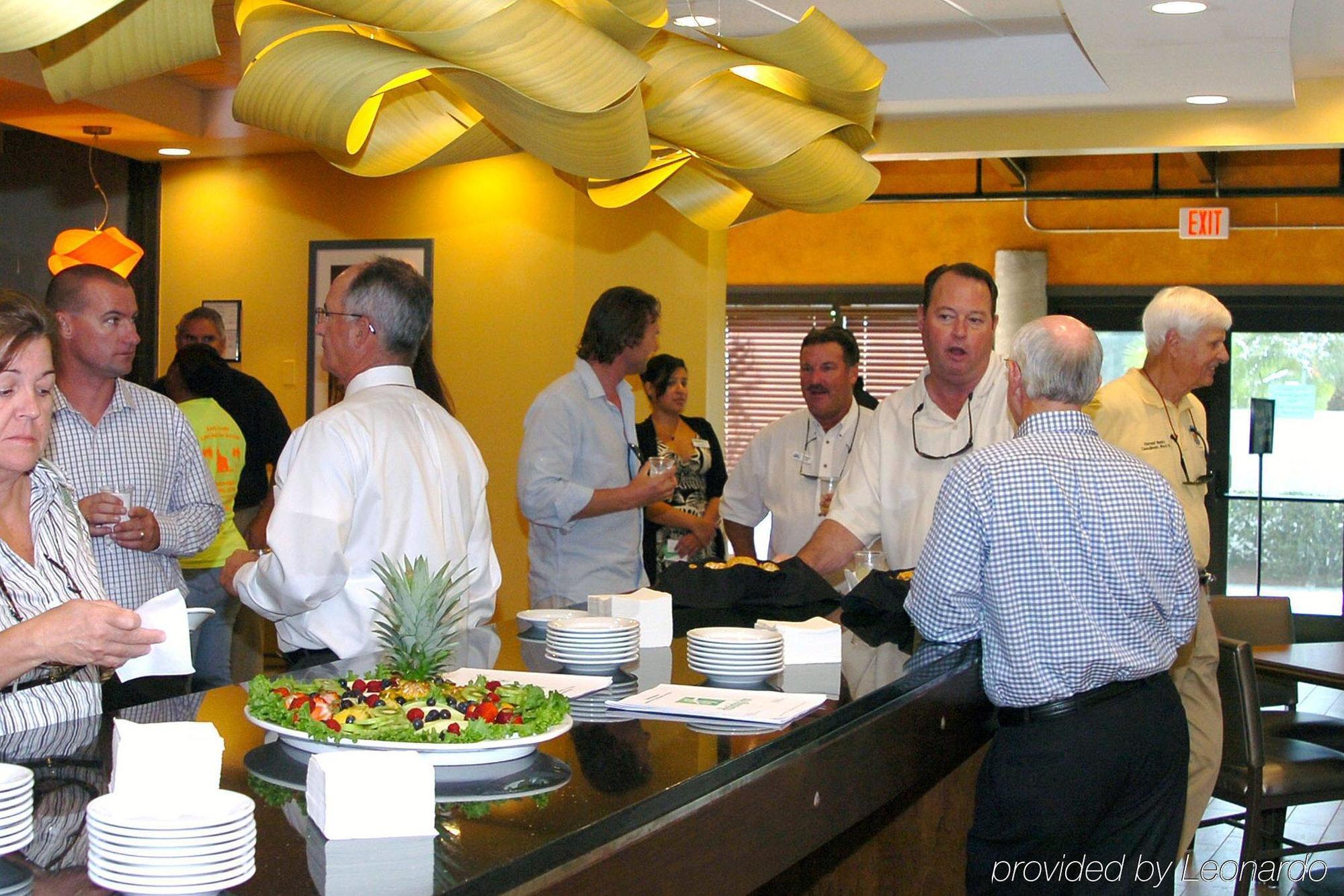 Holiday Inn - Fort Myers - Downtown Area By Ihg Eksteriør billede
