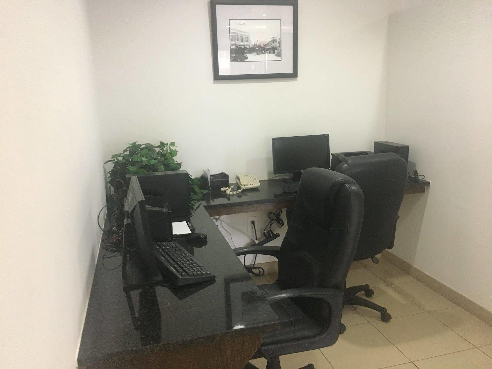 Holiday Inn - Fort Myers - Downtown Area By Ihg Eksteriør billede